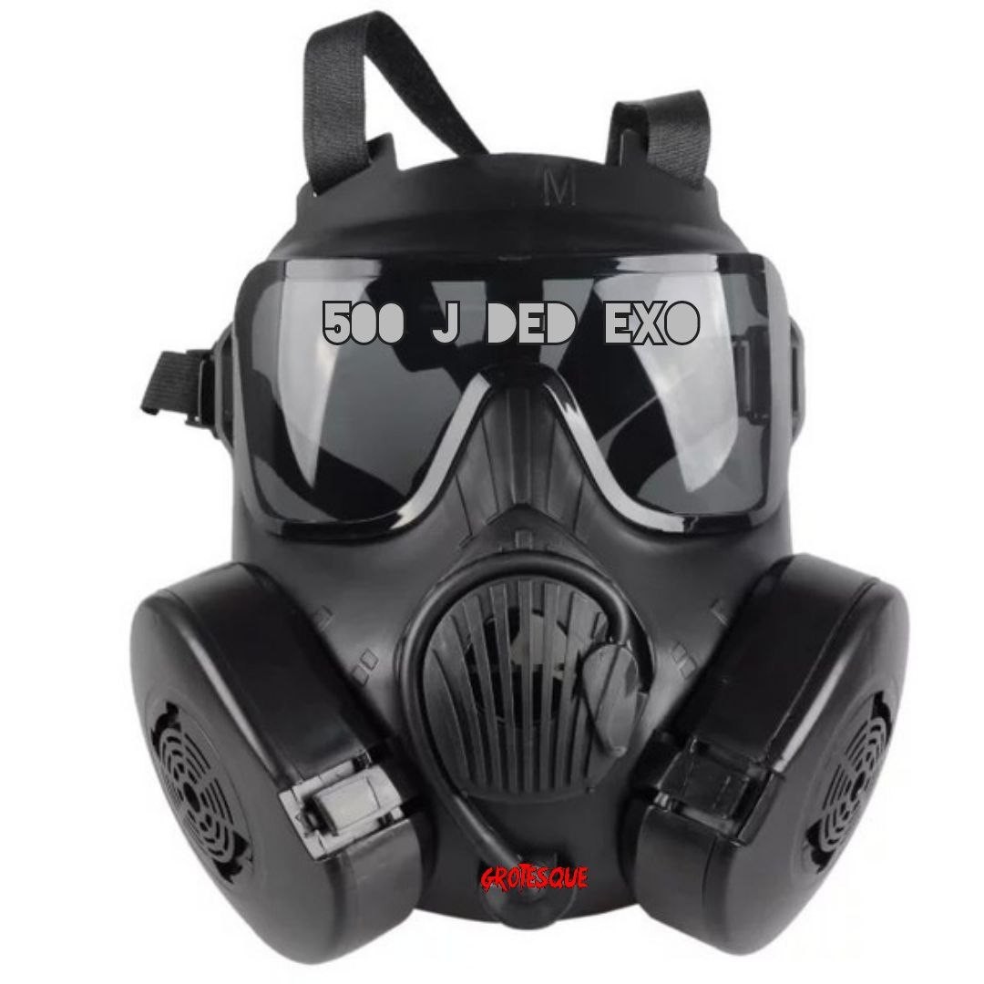 надеть противогаз. респираторы рпг-67 кд. противогаз 60. противогаз 60. противогаз одет.