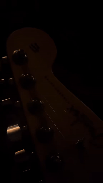 one guitar 3 minutes. and its a beat