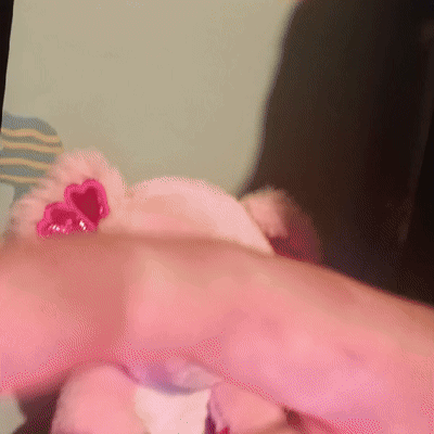 Annonce ! le prochain clip qui sortira sur se compte sa sera pas moi mais ma belle-soeur.
