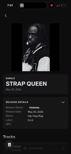 ILLA - STRAP QUEEN 
