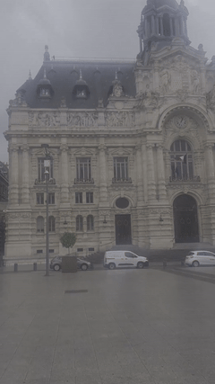 ali à l'heure pour la prière 