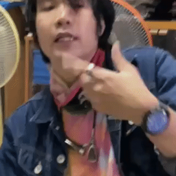 ลองฟัง