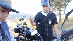 AxG 