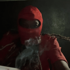 Mr red Mr black ft strike& Mr red