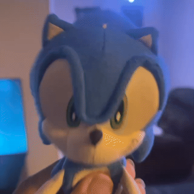 Sonic distrack fake Mickey Mouse 
