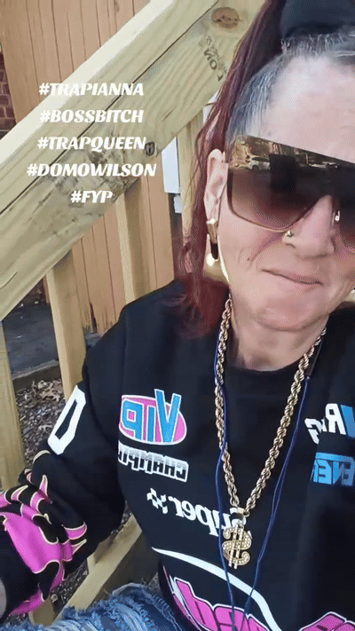 TRAP QUEEN HAVIN FUN LISTENING TO DOMO WILSON