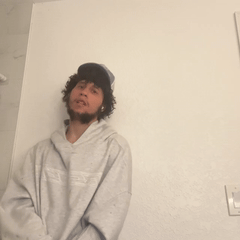 Two many (Official Music video)