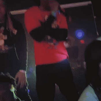 Straight In ( Live Performance Snippet)