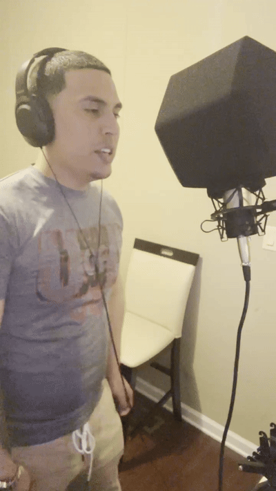 charla en el Microphone😎🎵🎵